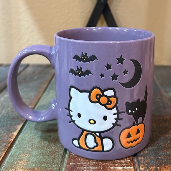 Hello Kitty Halloween Mug - Picture 1 of 2